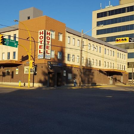 Beaver Hotel North Battleford Bagian luar foto