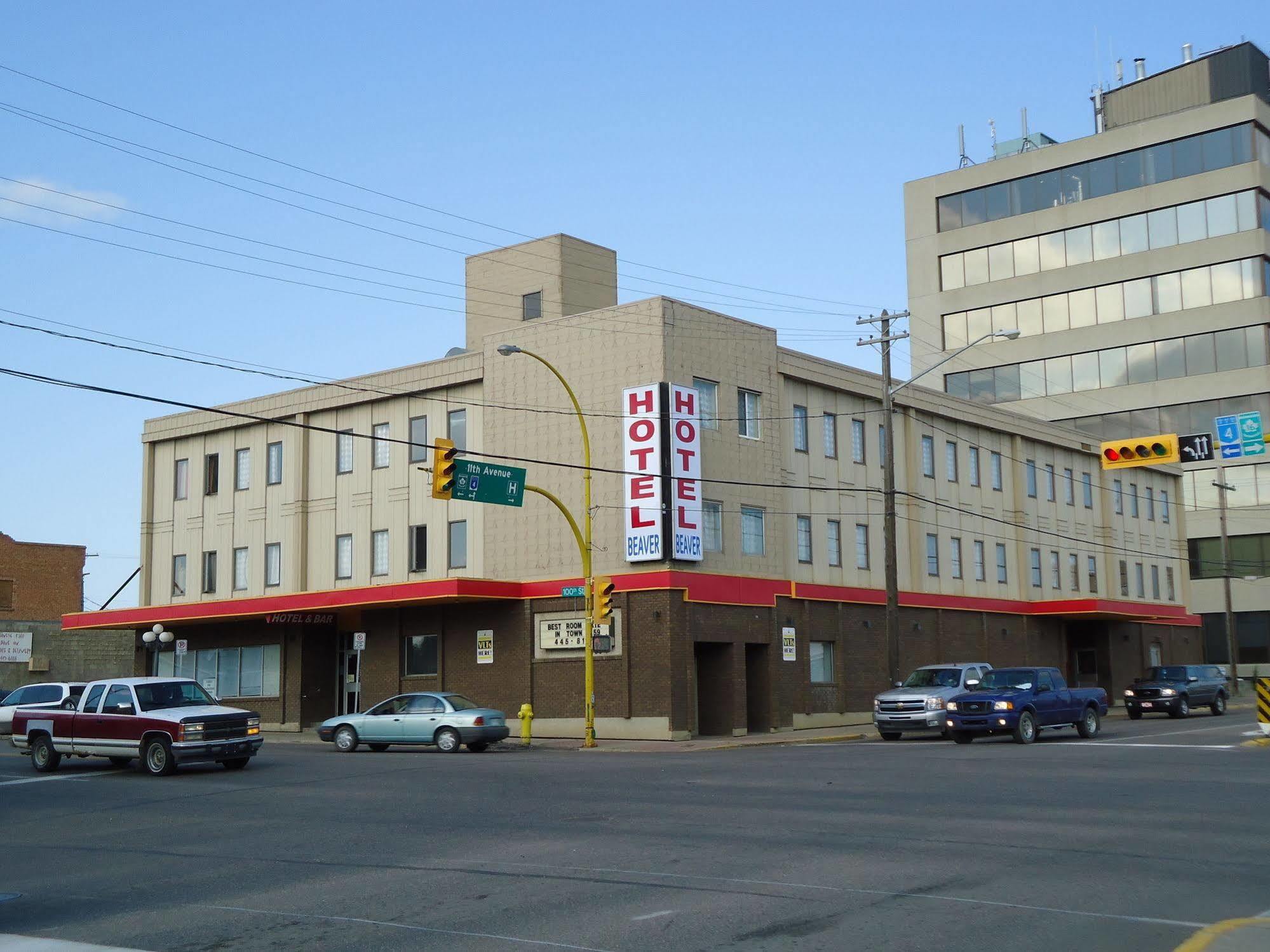 Beaver Hotel North Battleford Bagian luar foto